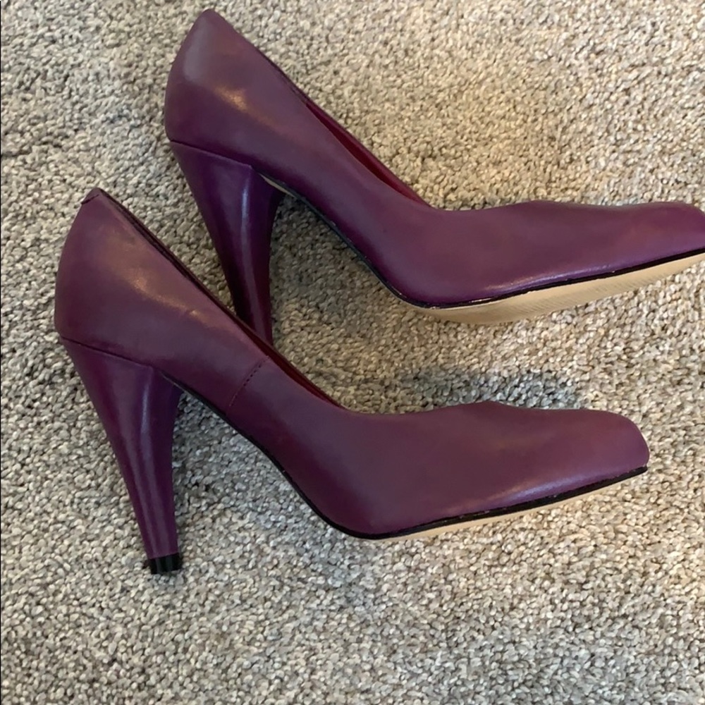 Steve Madden Knoyzz Purple Pumps Size 8 Leather